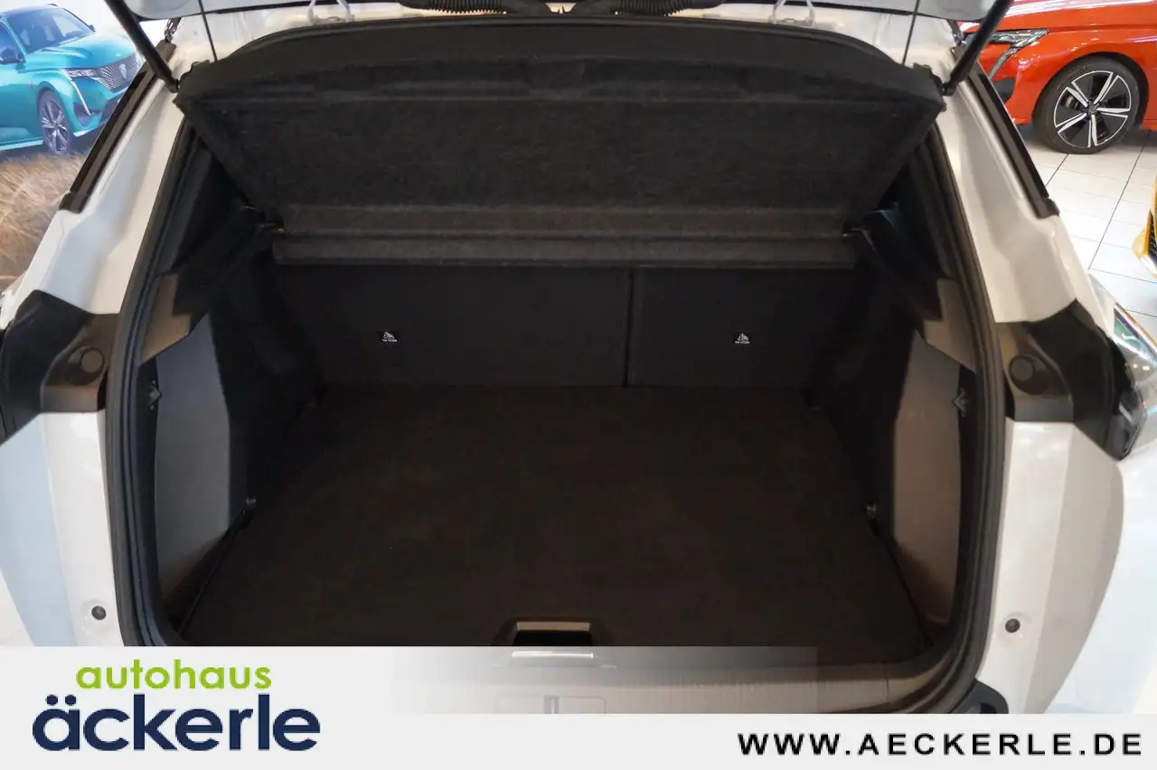 Peugeot 2008 GT I ACC I Navi I Kamera I Grip-Control-Paket — Galerie du véhicule 13