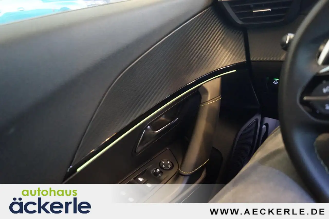 Peugeot 2008 GT I ACC I Navi I Kamera I Grip-Control-Paket — Galerie du véhicule 16