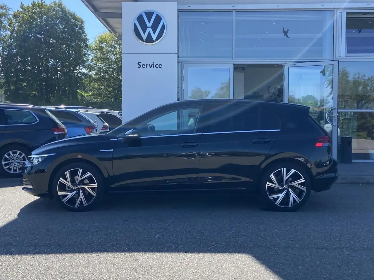 Volkswagen Golf 1.5 eTSI DSG Style APP-CONNECT+18"+ACTIVE-I — Galerie du véhicule 2