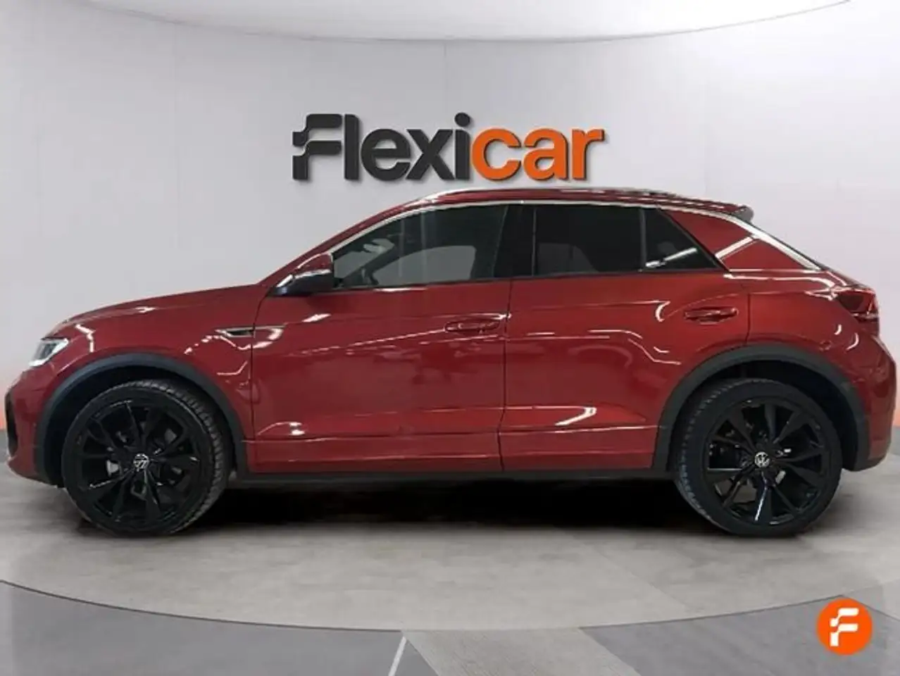 Volkswagen T-Roc 2.0TDI R-Line DSG7 110KW — معرض صور السيارة 4