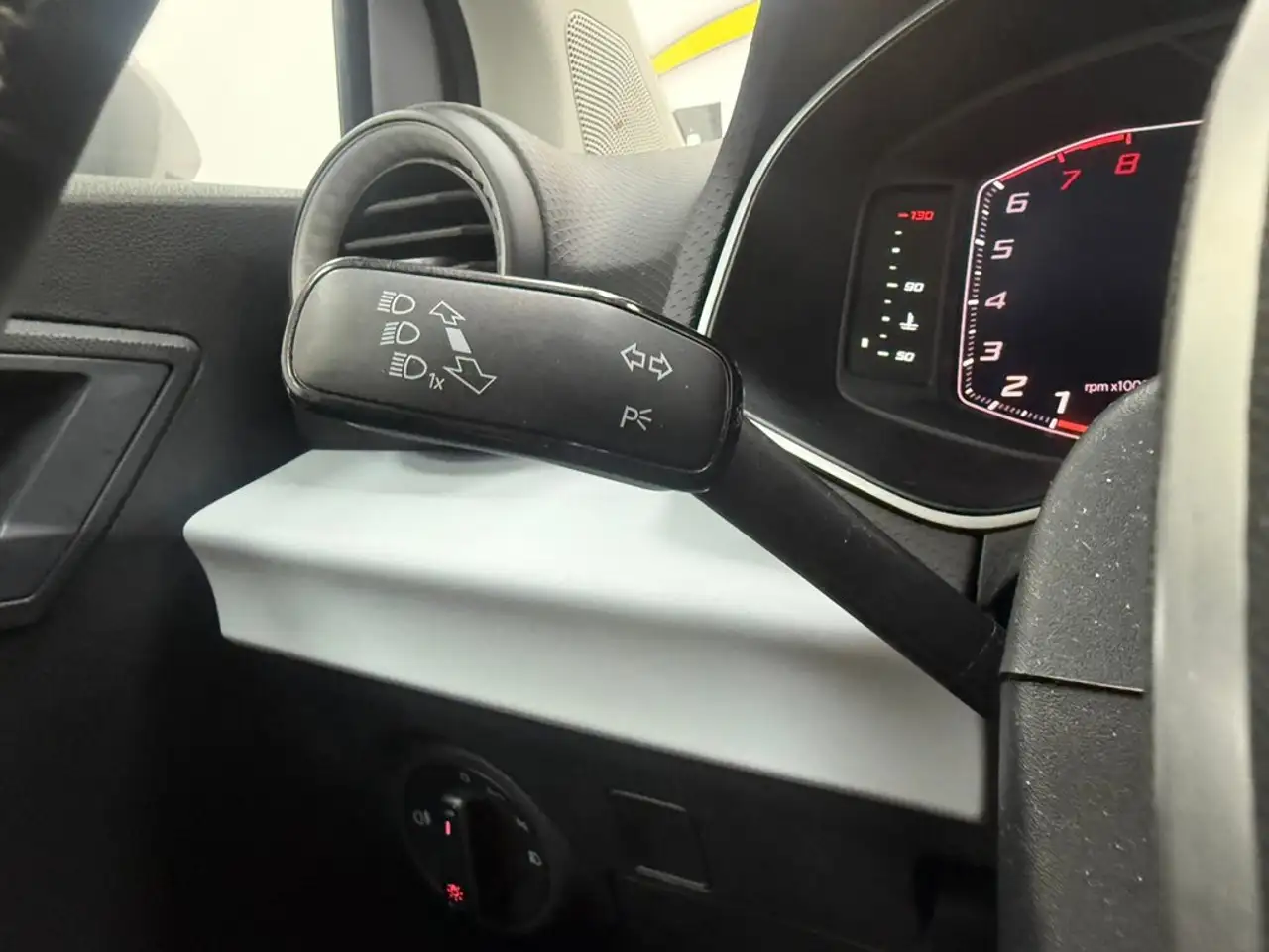 SEAT Arona 1.0 TSI 85kW (115CV) DSG Style XL — Galería del vehículo 22