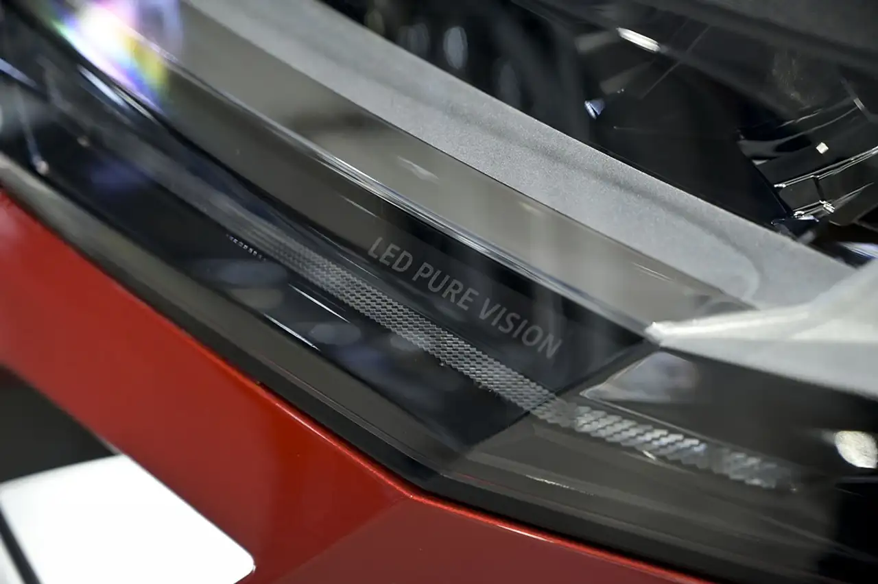 Renault Captur TCe GPF Micro Híbrido Techno 103kW — معرض صور السيارة 29