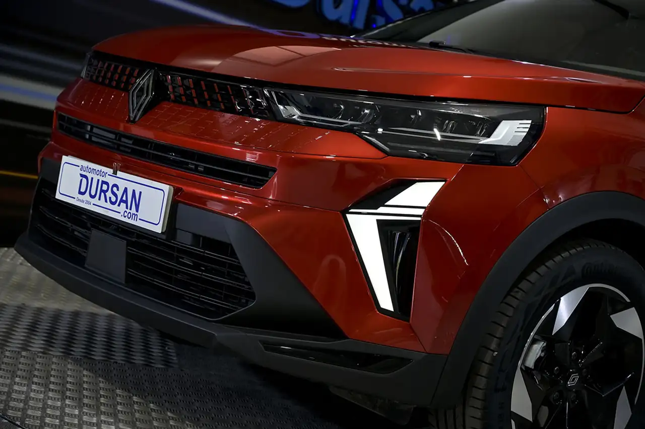 Renault Captur TCe GPF Micro Híbrido Techno 103kW — معرض صور السيارة 4
