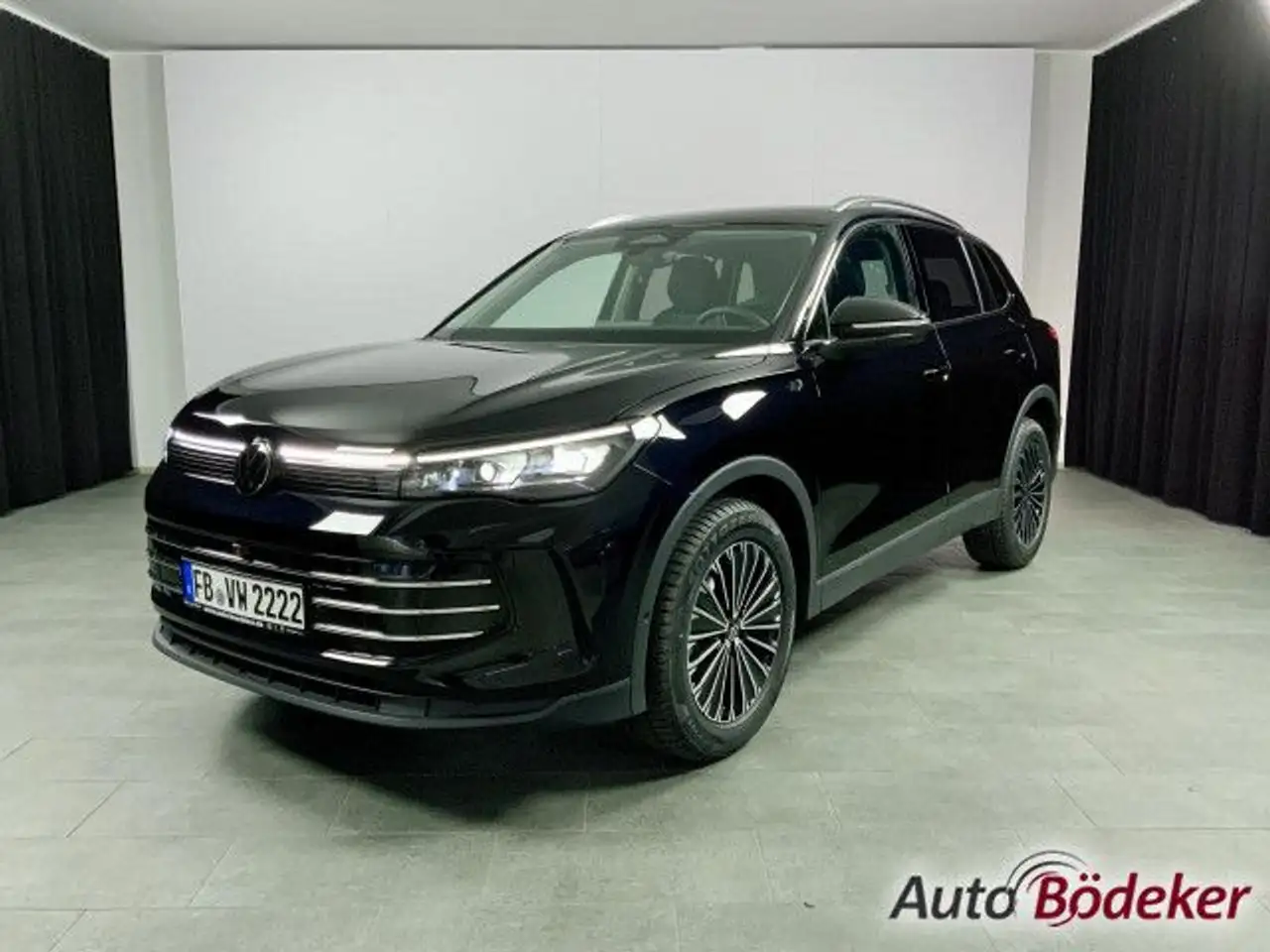 Volkswagen Tiguan 1.5 l eTSI DSG Elegance Bluetooth Navi LED — Galerie du véhicule 2