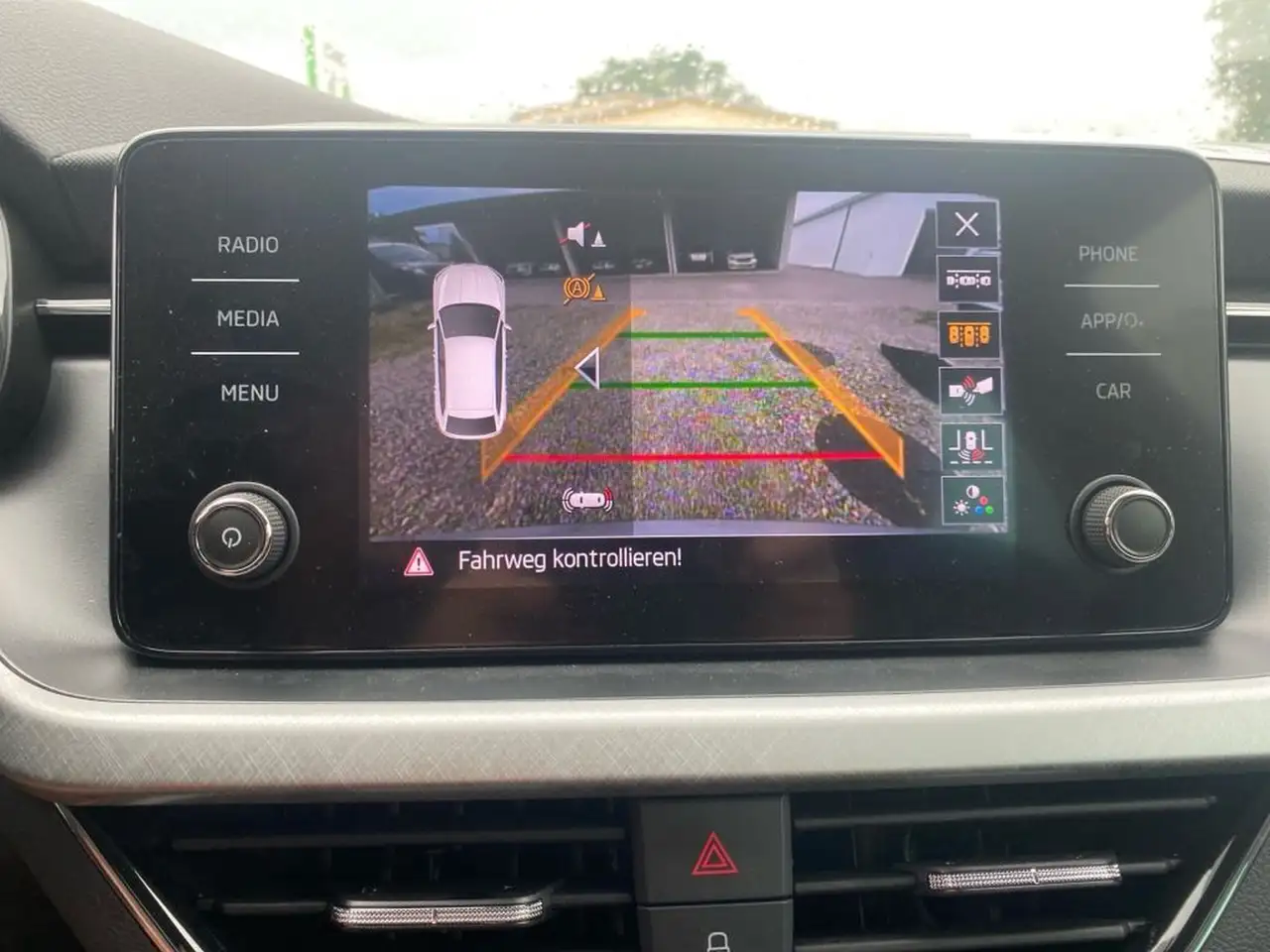 Skoda Scala 1.0 TSI Tour (NW) — Galería del vehículo 15