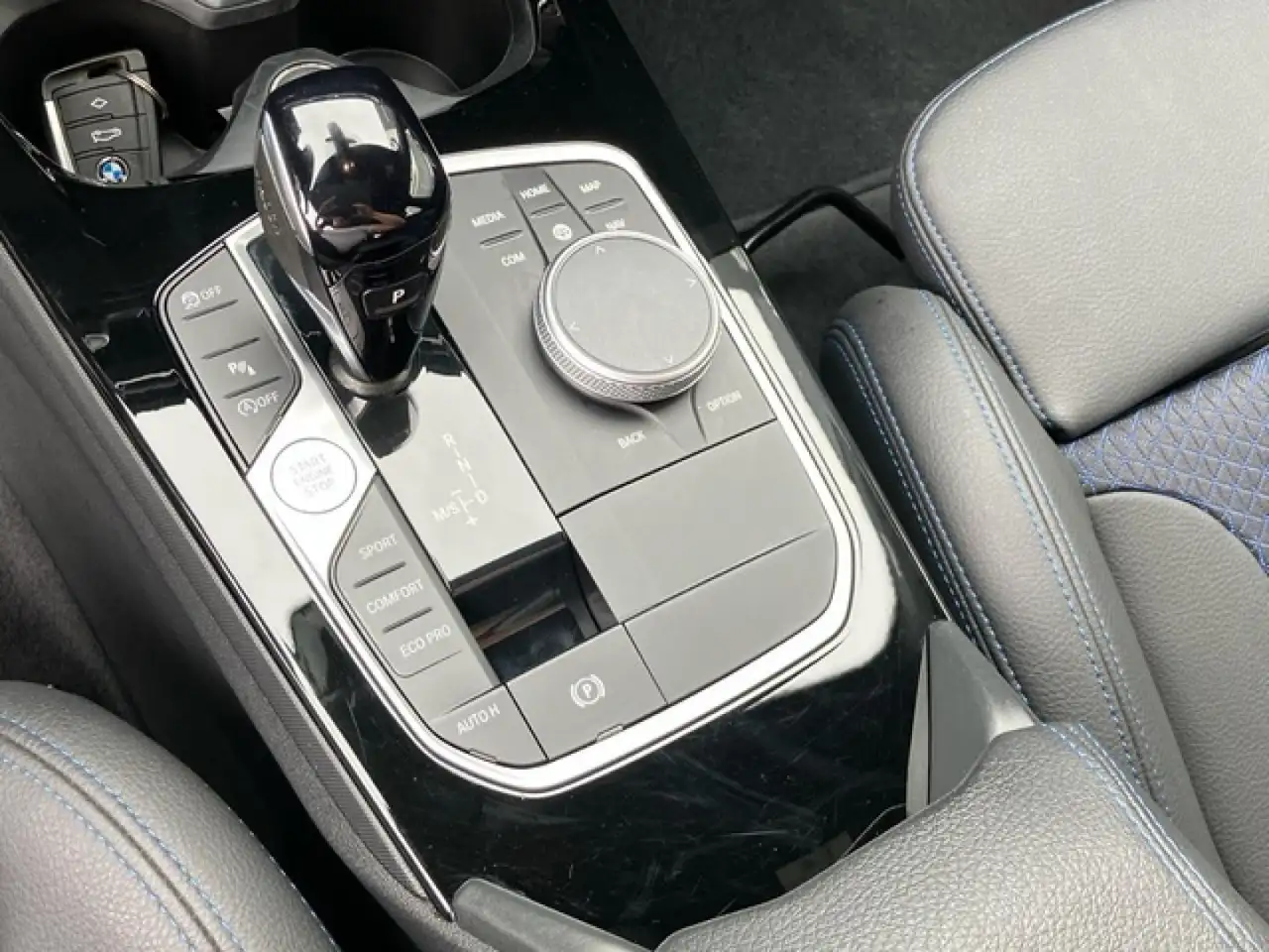 BMW 118 118iA — معرض صور السيارة 24