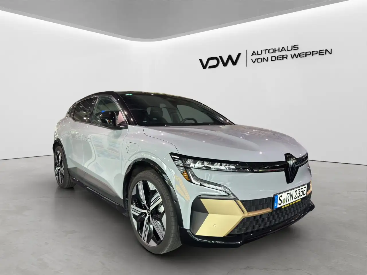 Renault Megane E-Tech EV60 ICONIC Vollausstattung Klima Rückfahrkamera — Galerie du véhicule 12