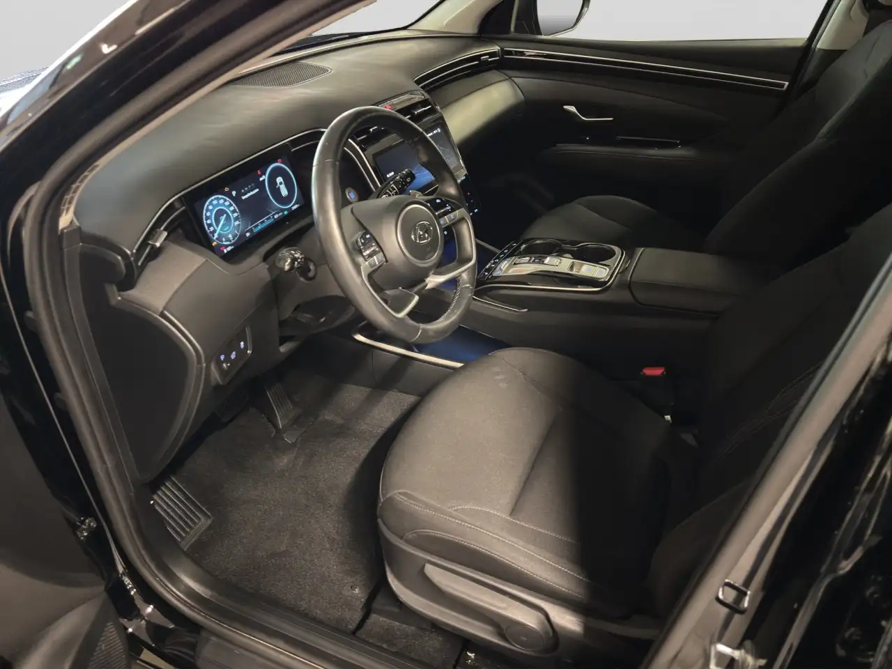 Hyundai TUCSON Trend Mild-Hybrid 4WD Klima Navi Rückfahrkamera — Vehicle gallery 11