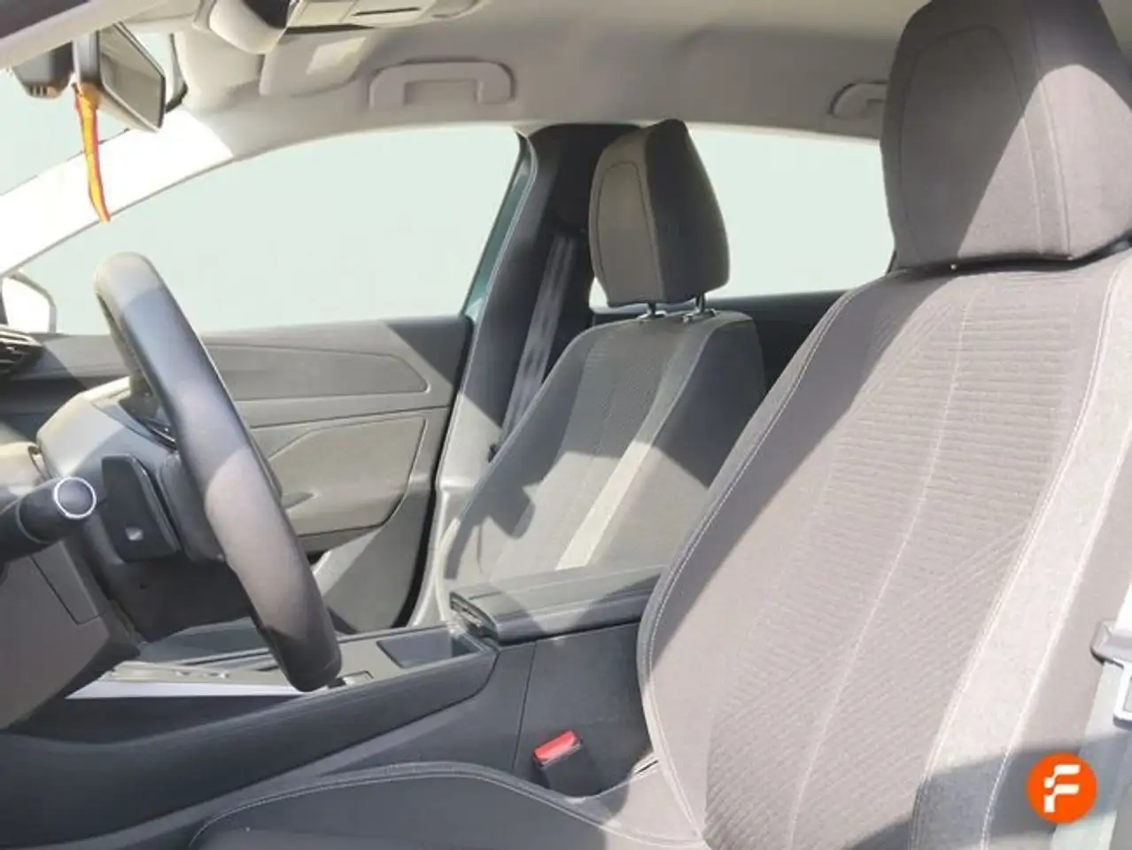Peugeot 308 SW 1.5 BlueHDi S&S Allure EAT8 130 — Galerie du véhicule 17