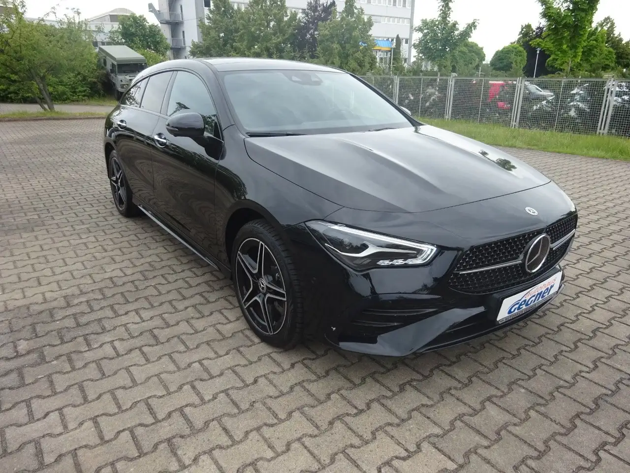 Mercedes-Benz Sonstige CLA Shooting Brake CLA 250 e — Vehicle gallery 7