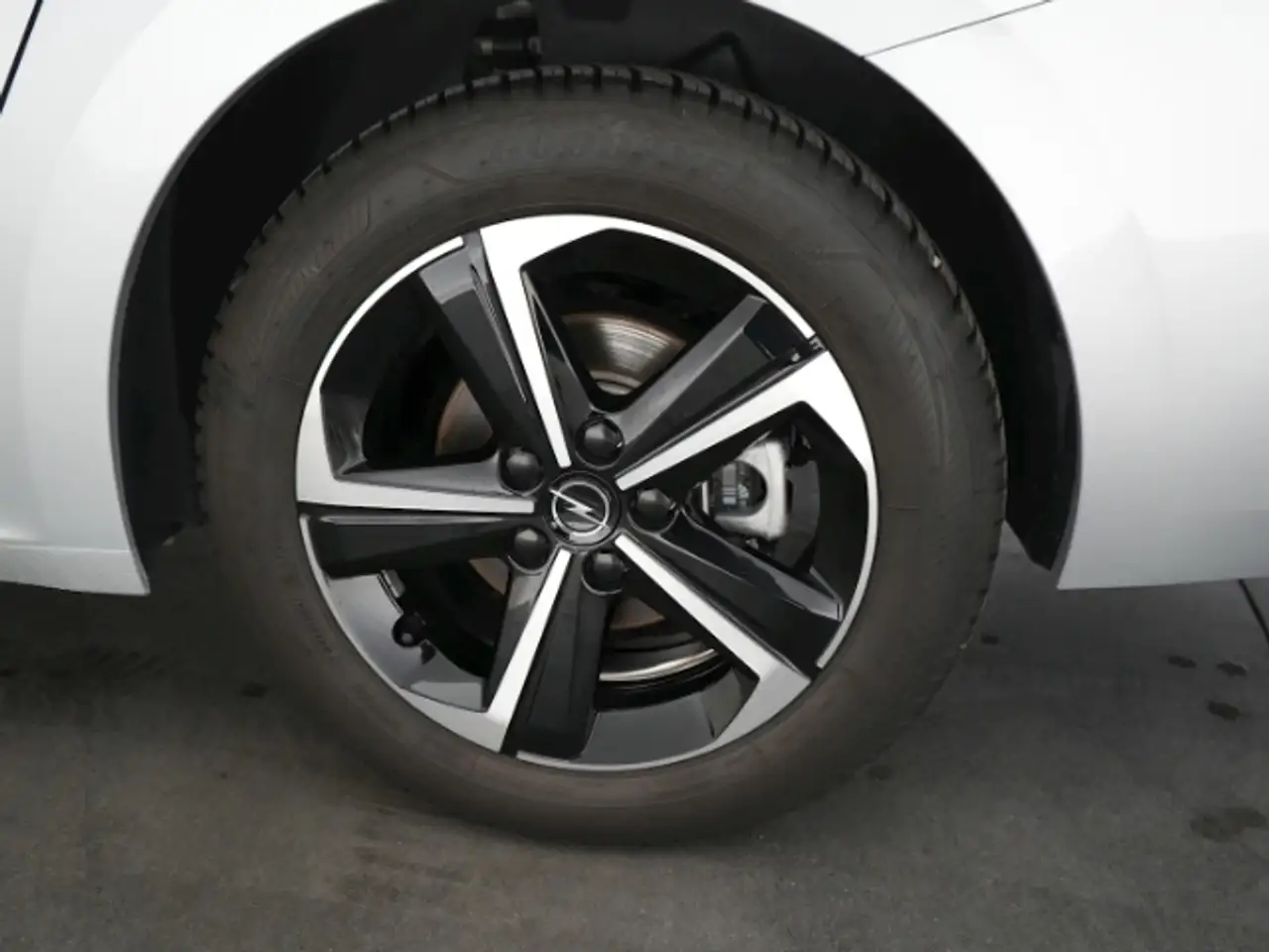 Opel Astra L ST GS AT+NAVI+360 GRAD KAMERA+SITZ-/LENKRADHEIZU — معرض صور السيارة 10