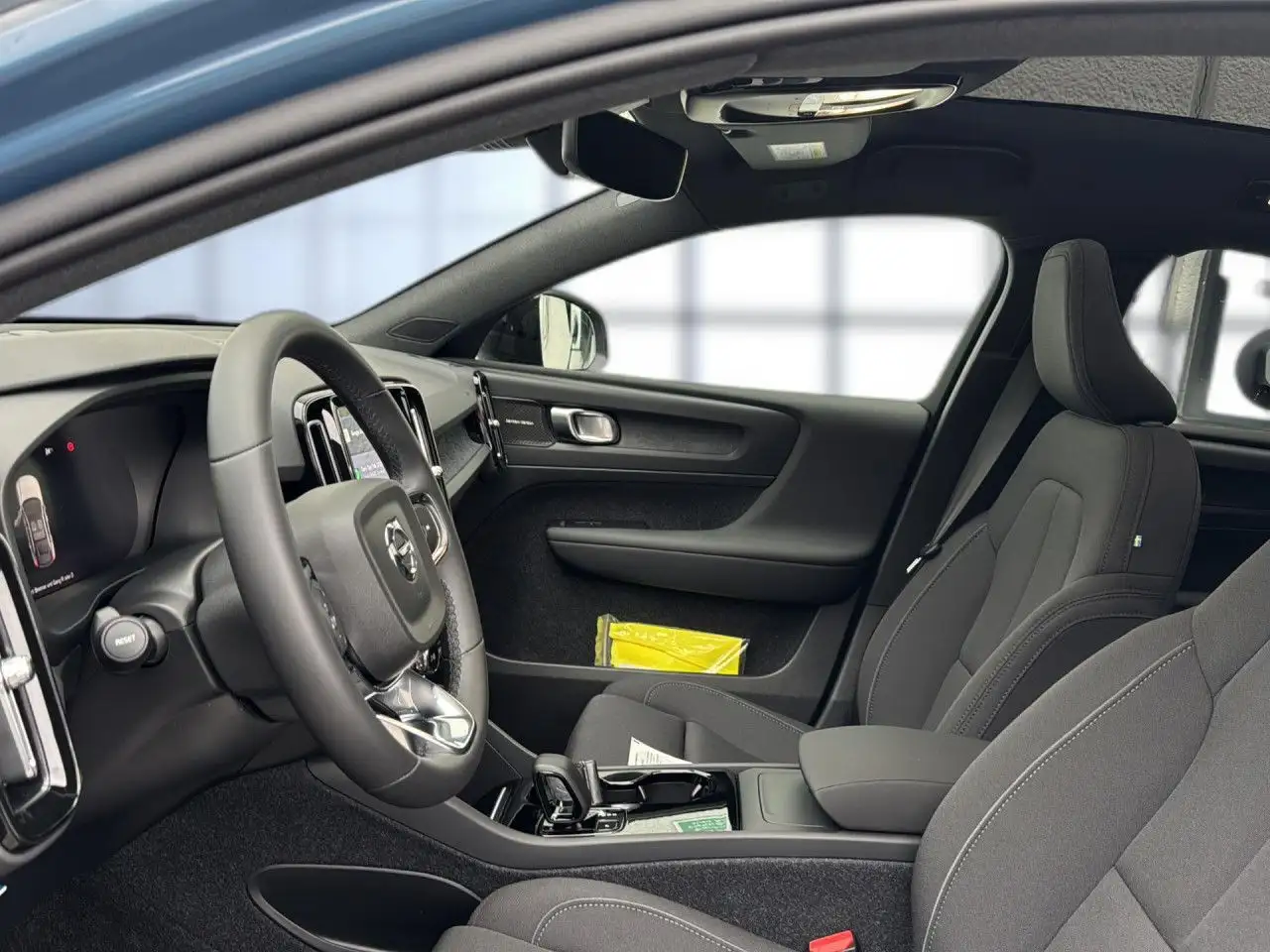 Volvo C40 Ultimate Recharge Pure Electric 2WD Bluetooth — معرض صور السيارة 12