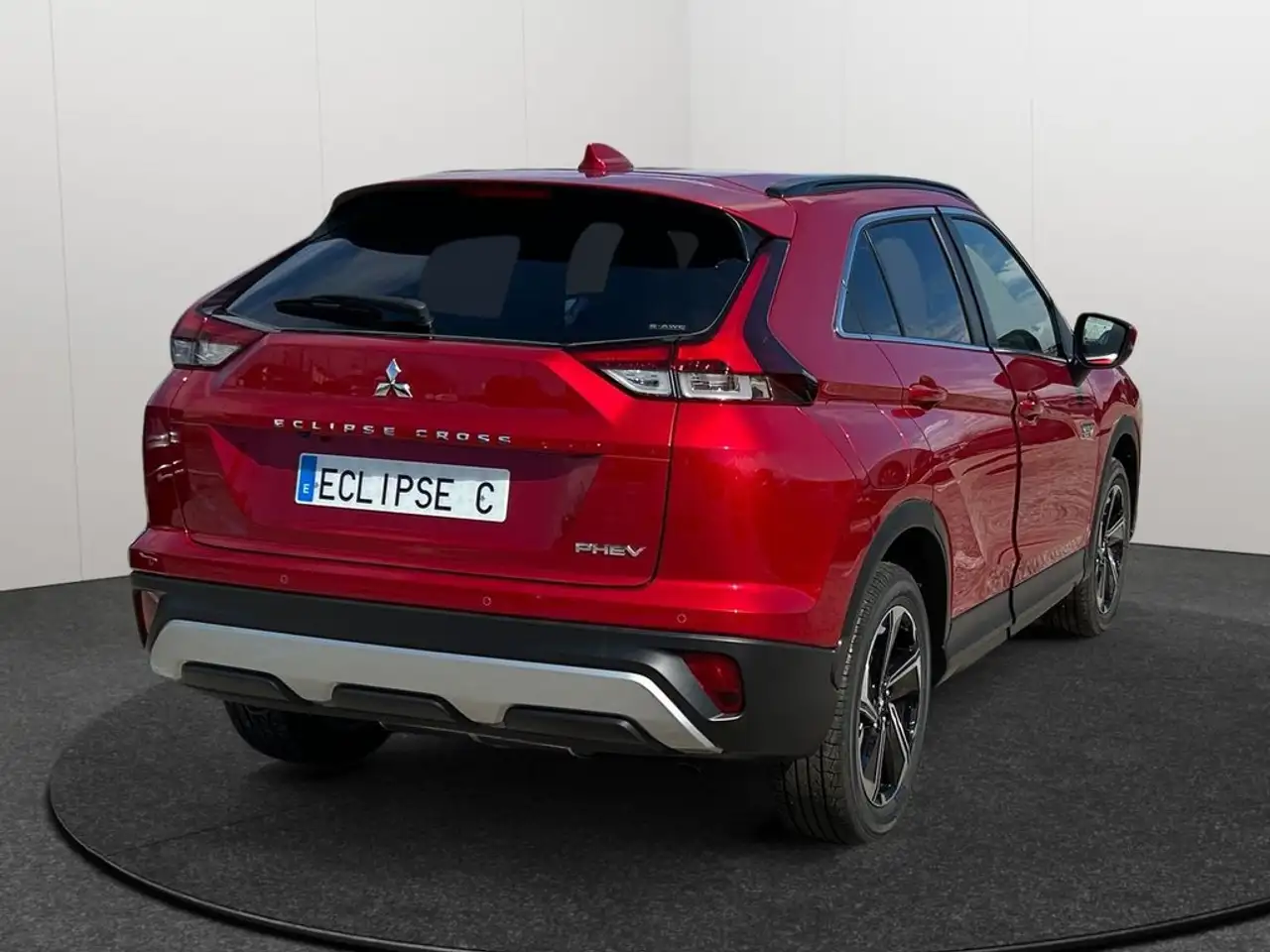 Mitsubishi Eclipse Cross 2.4 PHEV KAITEKI AUTO 4WD 5P — Galerie du véhicule 8