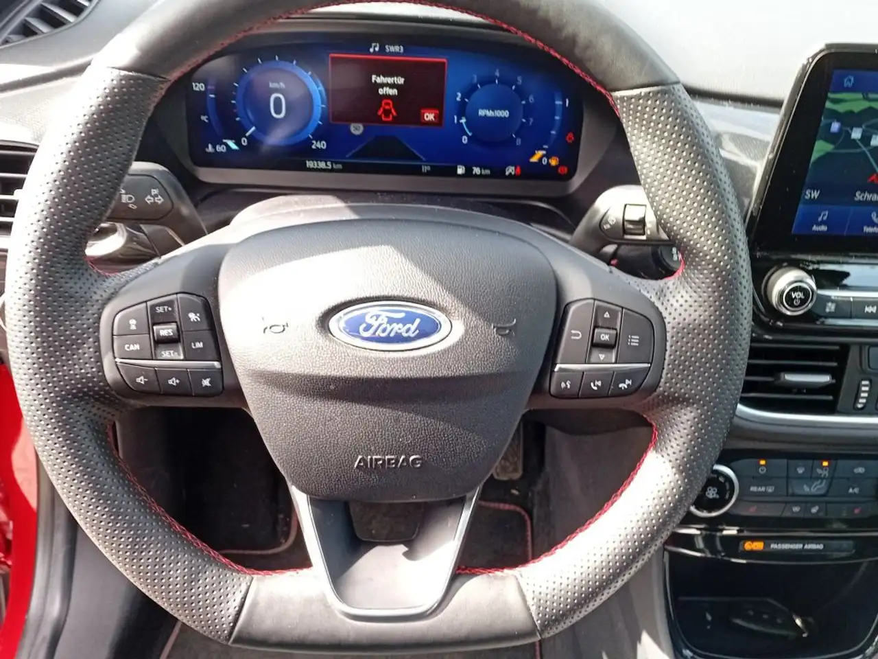 Ford Puma 1.0 EcoBoost Hybrid ST-LINE — معرض صور السيارة 10