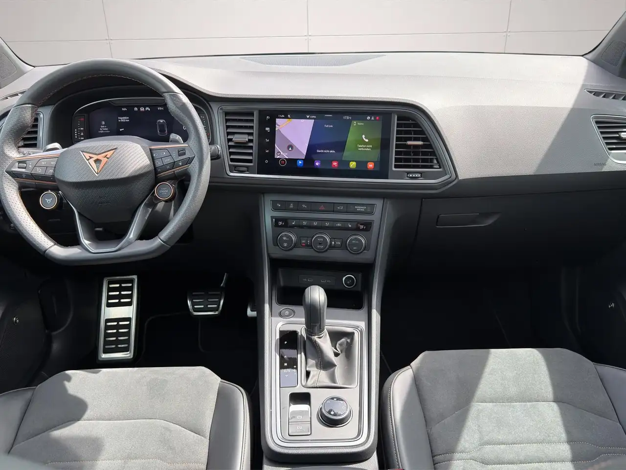CUPRA Ateca 2.0 16V TSI DSG VZ*4x4*360°KAMERA*PANO*FS.HZG*AHK* — Vehicle gallery 11