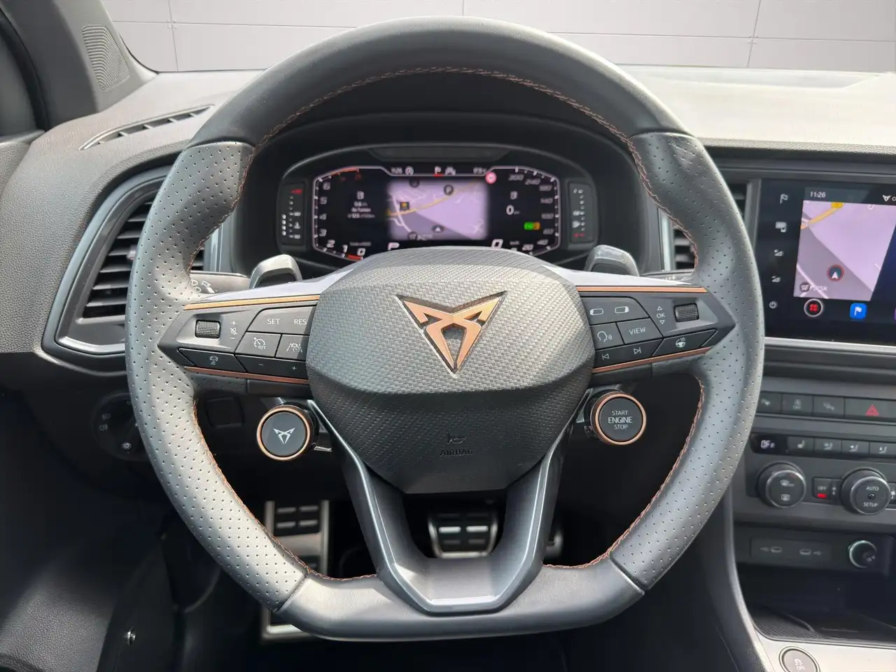 CUPRA Ateca 2.0 16V TSI DSG VZ*4x4*360°KAMERA*PANO*FS.HZG*AHK* — Vehicle gallery 17