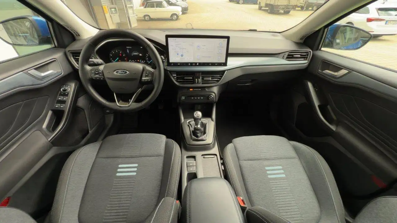 Ford Focus Active mit Ford Navi SYNC 4, Freisprecheinrichtung, Rückfahrkamera, Tempomat und Limiter ACC,uvm... — Galería del vehículo 4