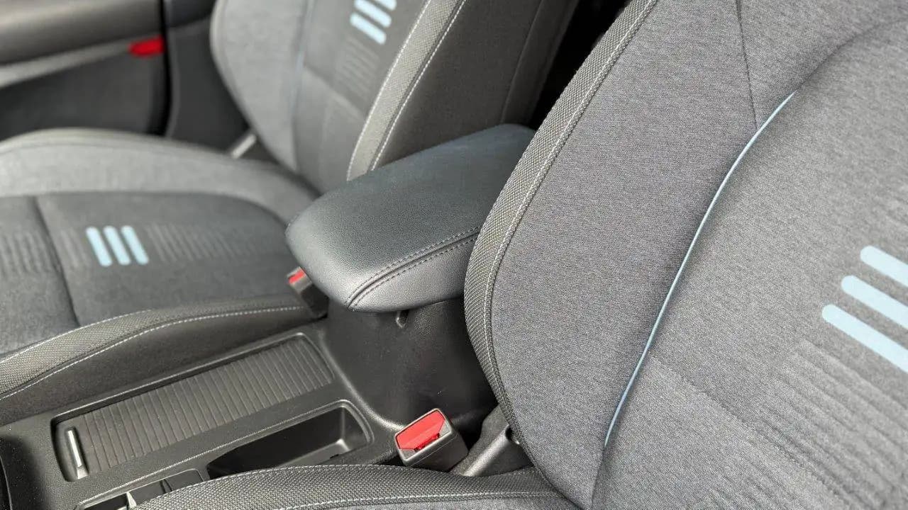 Ford Focus Active mit Ford Navi SYNC 4, Freisprecheinrichtung, Rückfahrkamera, Tempomat und Limiter ACC,uvm... — Galería del vehículo 12