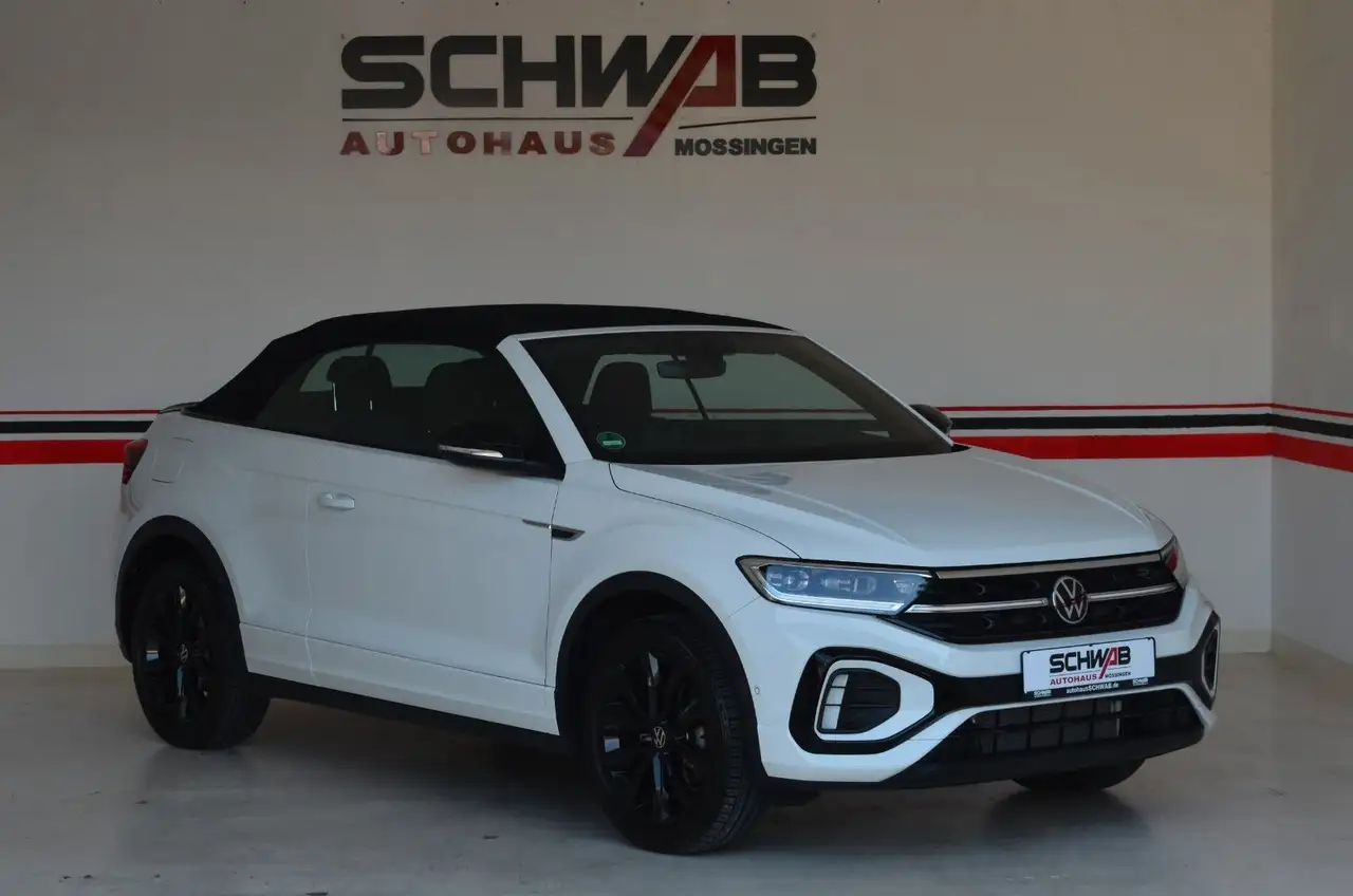 Volkswagen T-Roc Cabriolet R-Line Black & White| LED | Navi — Vehicle gallery 29