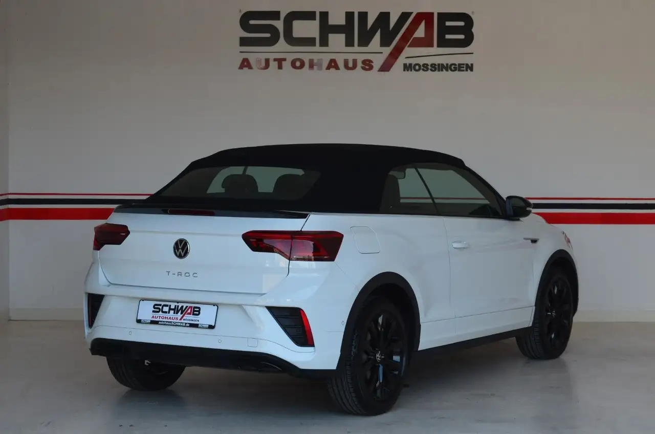 Volkswagen T-Roc Cabriolet R-Line Black & White| LED | Navi — Vehicle gallery 16