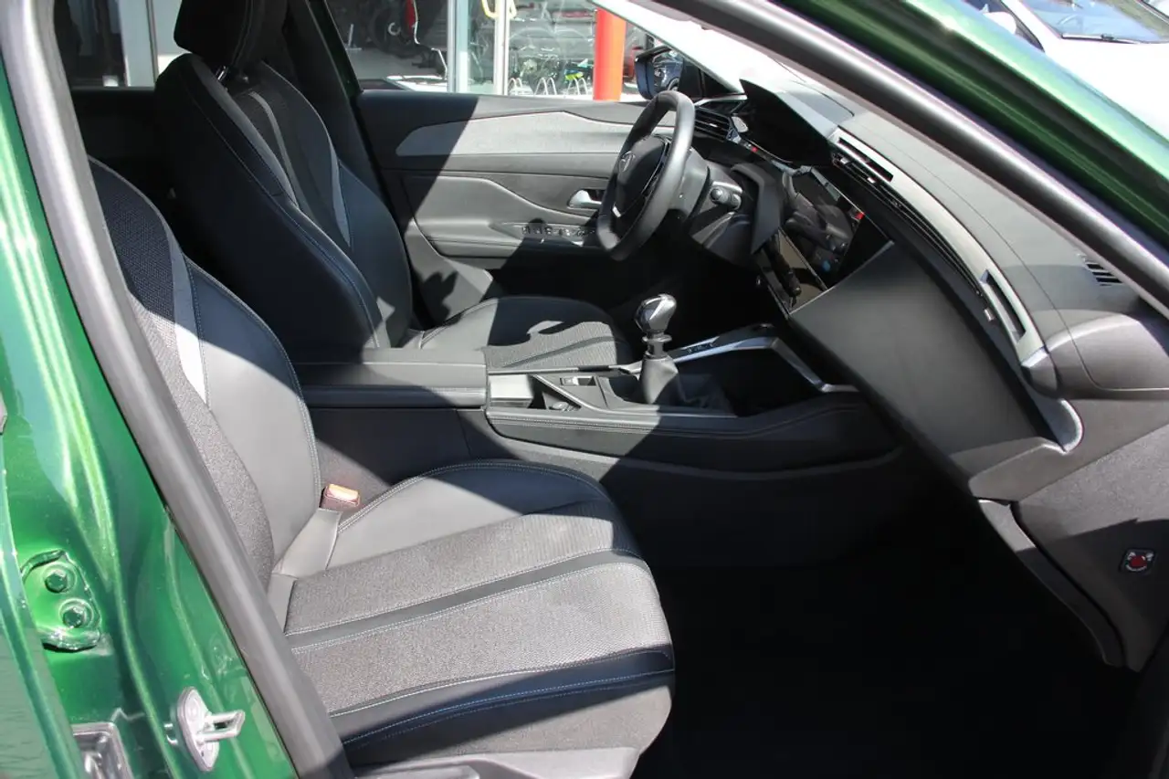 Peugeot 308 Allure LED AdapTempomat Sunset 17Z CAM — معرض صور السيارة 17