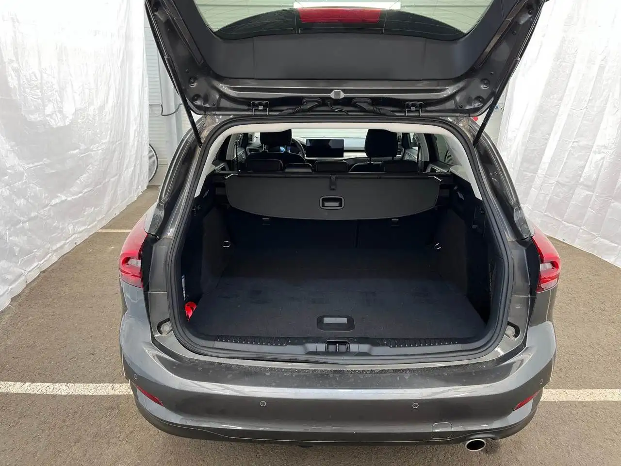 Ford Focus Focus 1.0 EcoBoost Mild-Hybrid Titanium S/S — Galería del vehículo 19