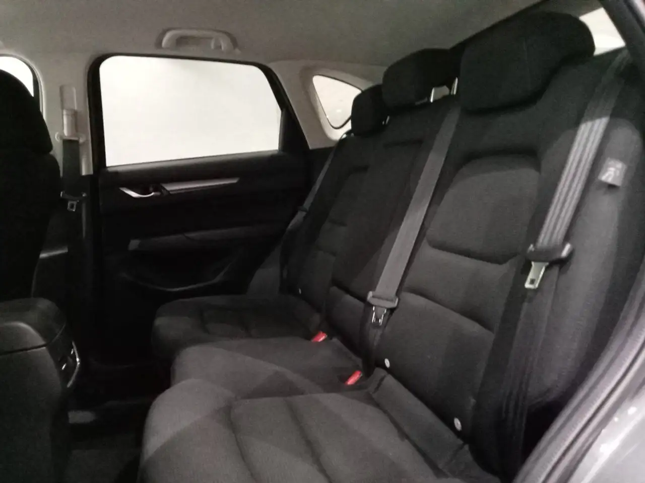 Mazda CX-5 CX5 e-SKYACTIV G MHEV 2.0 121KW 165CV MT 2WD CENTE — Vehicle gallery 18