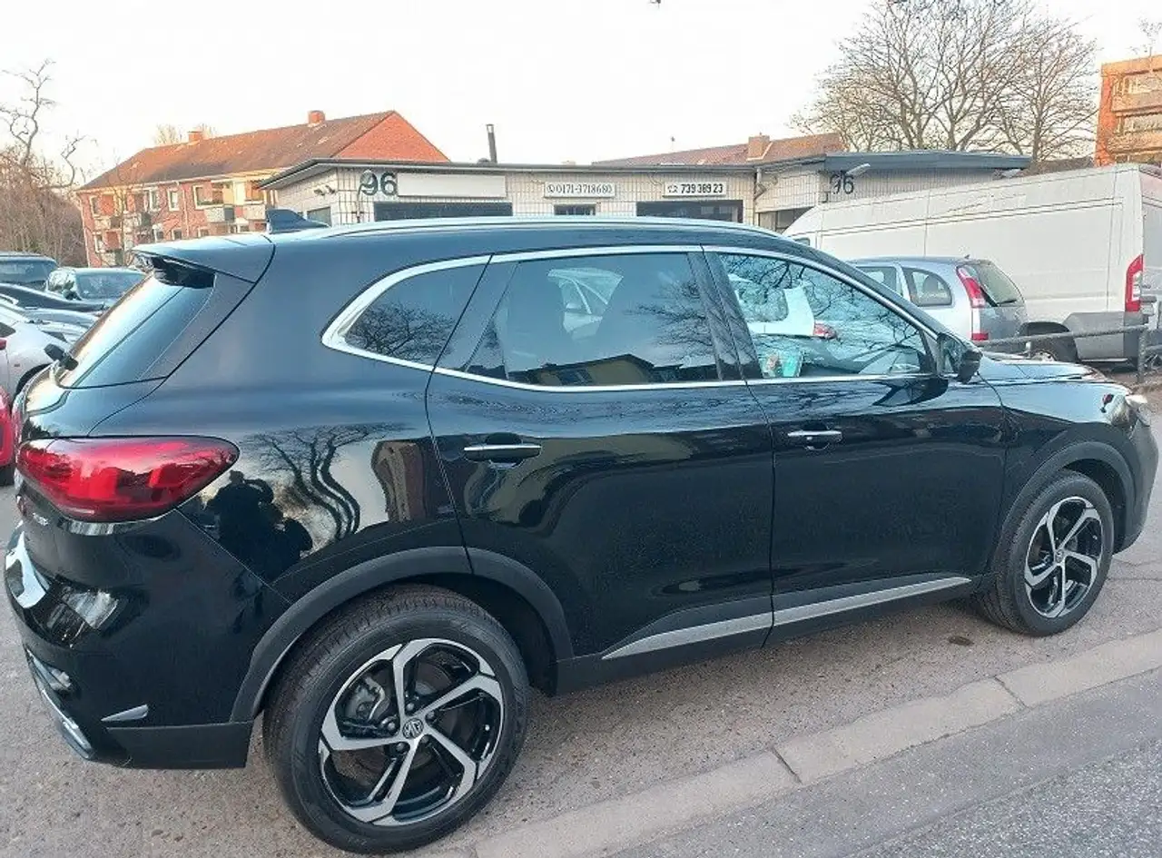 MG HS 1,5i Luxury Aut Klima Leder Navi PDC LMF18"BC — Galería del vehículo 8