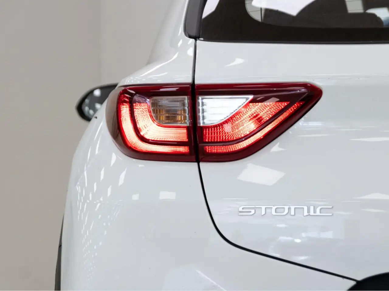 Kia Stonic 1.2 DPi Concept — معرض صور السيارة 19