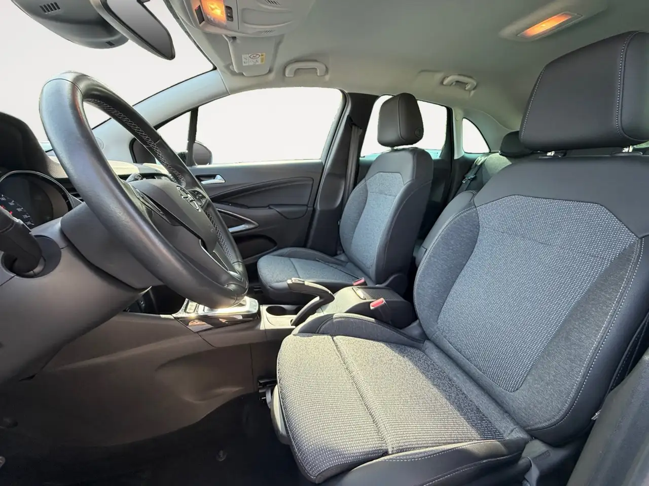 Opel Crossland 1.2 Enjoy LED+Navi+Rückfahrkamera — Galerie du véhicule 11