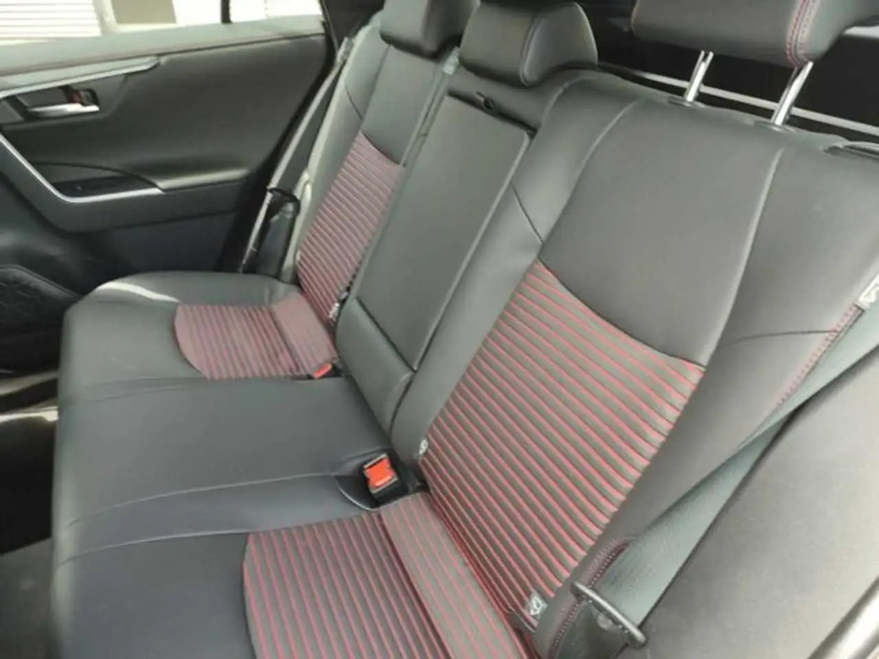 Suzuki Across Comfort+ AWD PHEV E-Four NAVI ACC Klimaau — Vehicle gallery 14