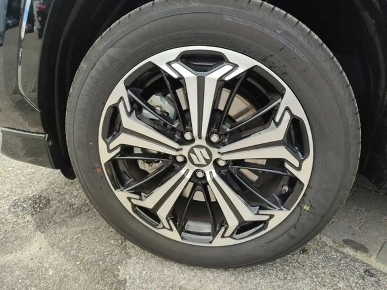 Suzuki Across Comfort+ AWD PHEV E-Four NAVI ACC Klimaau — Vehicle gallery 15