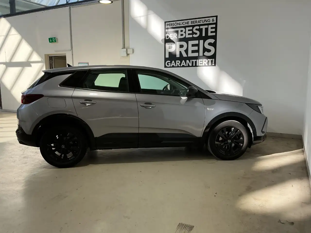 Opel Grandland 1.2 Kamera,PDC,Lenk+Sitzhzg.,CarPlay, — Galería del vehículo 26