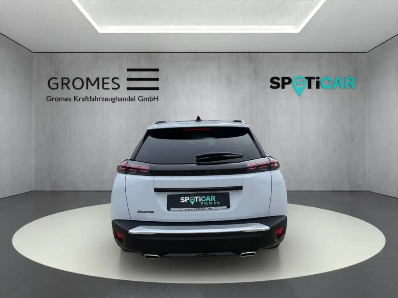 Peugeot 2008 Allure PT 130 EAT8 LED Apple CarPlay Android Auto — Galería del vehículo 4