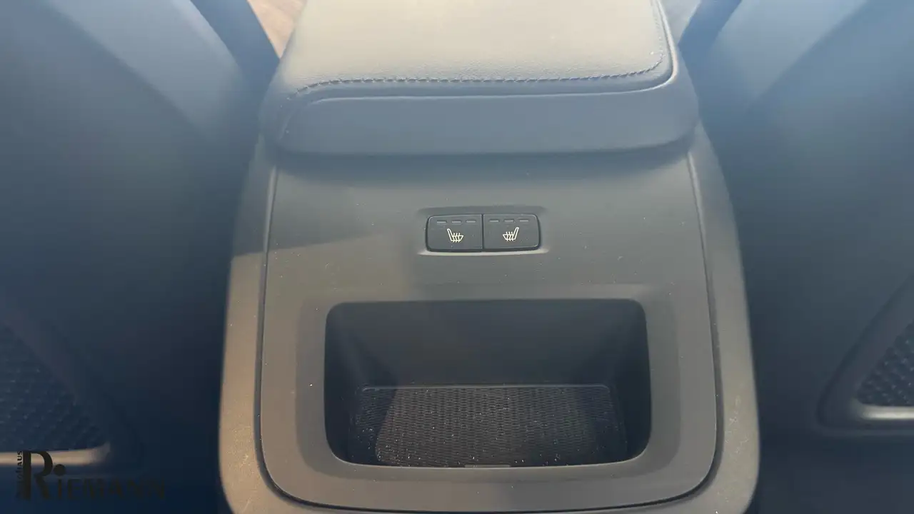 Volvo V60 B3 Benzin Core + Driver Awareness-Paket — Galería del vehículo 25
