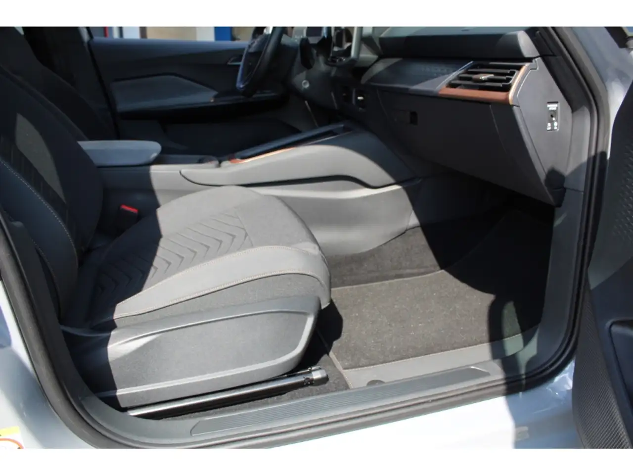 CUPRA Born 58 kWh 5-J-GARANTIE FULL LINK LED SHZ DAB 19 — Galerie du véhicule 33