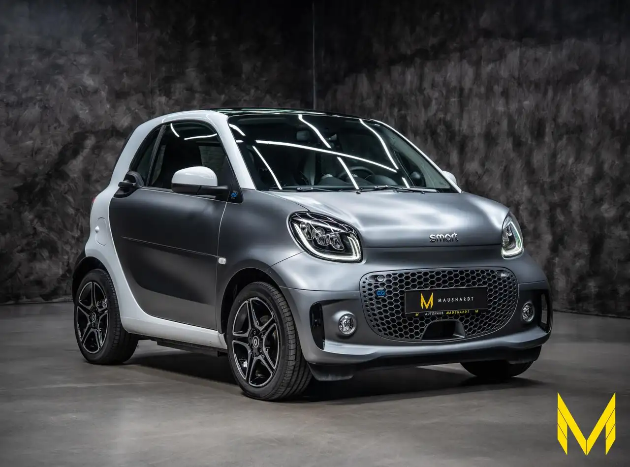 smart forTwo EQ coupe prime EXCLUSIVE:HAMMERFARBKOMBI! — Galerie du véhicule 4