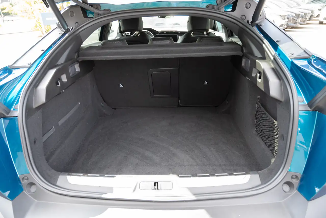 Peugeot 408 GT 1.2 PureTech 130 EAT8 *GW-TOP-DEAL* — Galería del vehículo 15