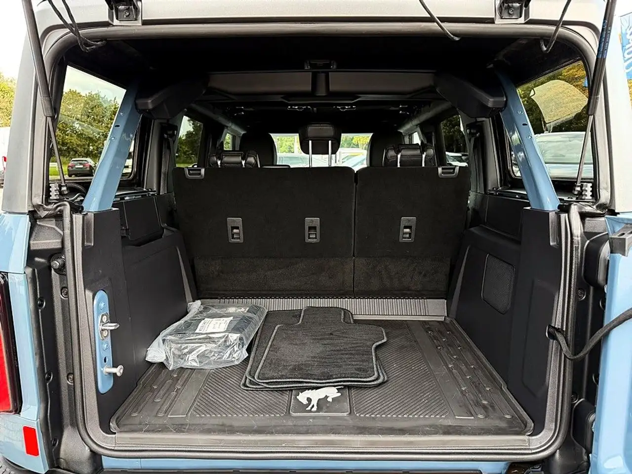 Ford Bronco Badlands e-4WD iACC+BLIS+B&O+LED+SYNC4 — معرض صور السيارة 12