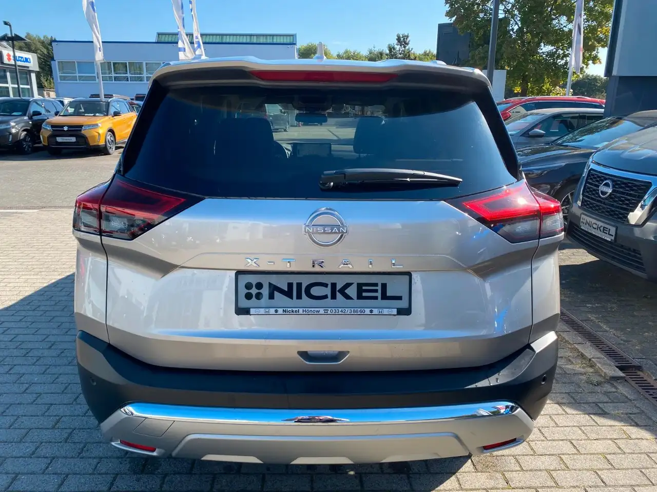 Nissan X-Trail Tekna/Allwetter/LED/Navi/HUD/Winterpaket — Vehicle gallery 5
