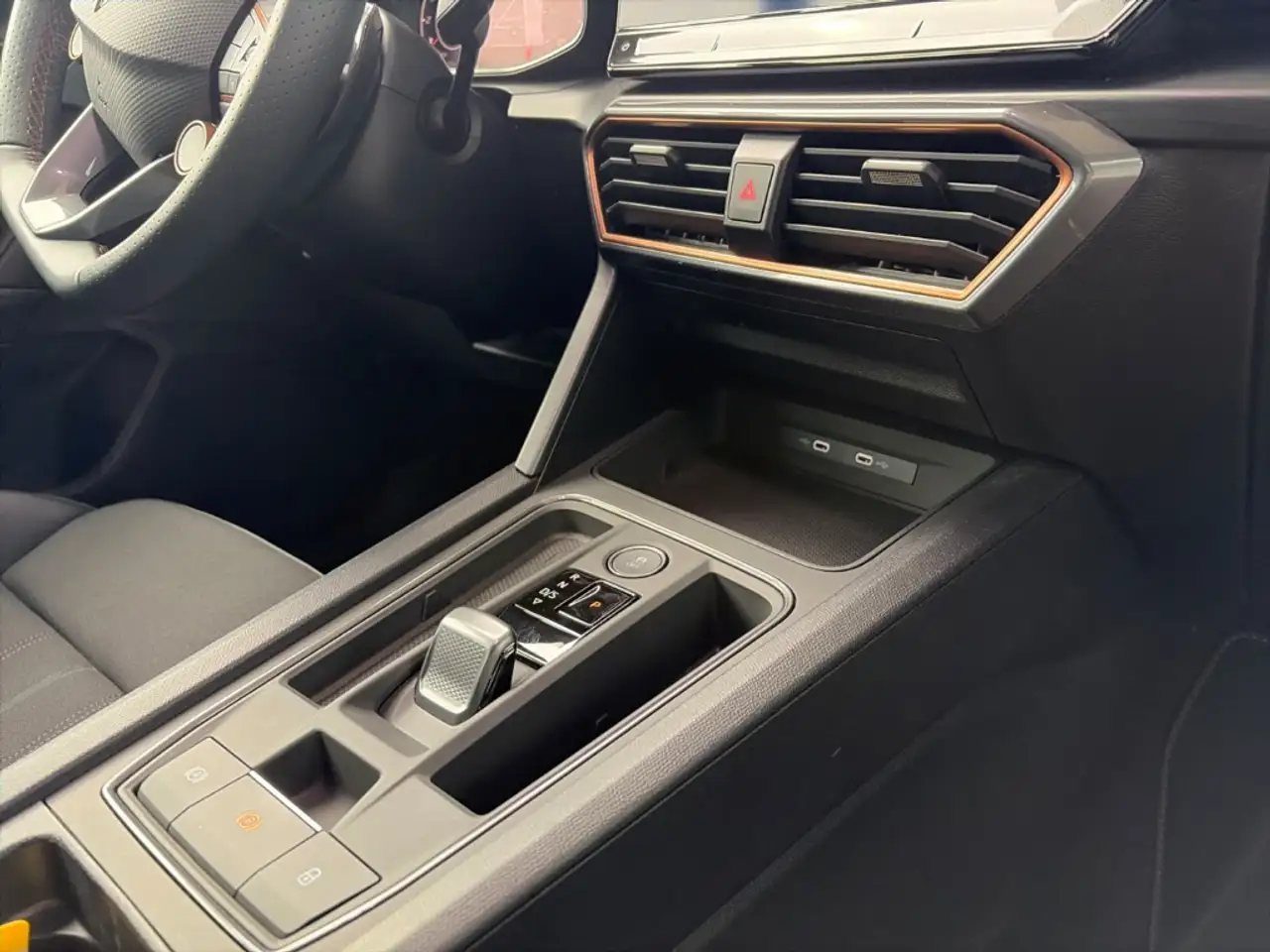 CUPRA Leon Sportstourer VZ 4Drive 228 kW310PS Automatik AHK- — Galería del vehículo 8