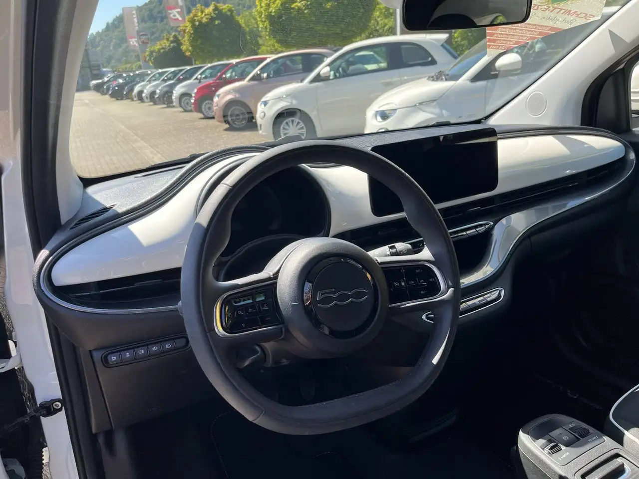Fiat 500e Cabrio Basis *Batteriezertifikat* — Vehicle gallery 5