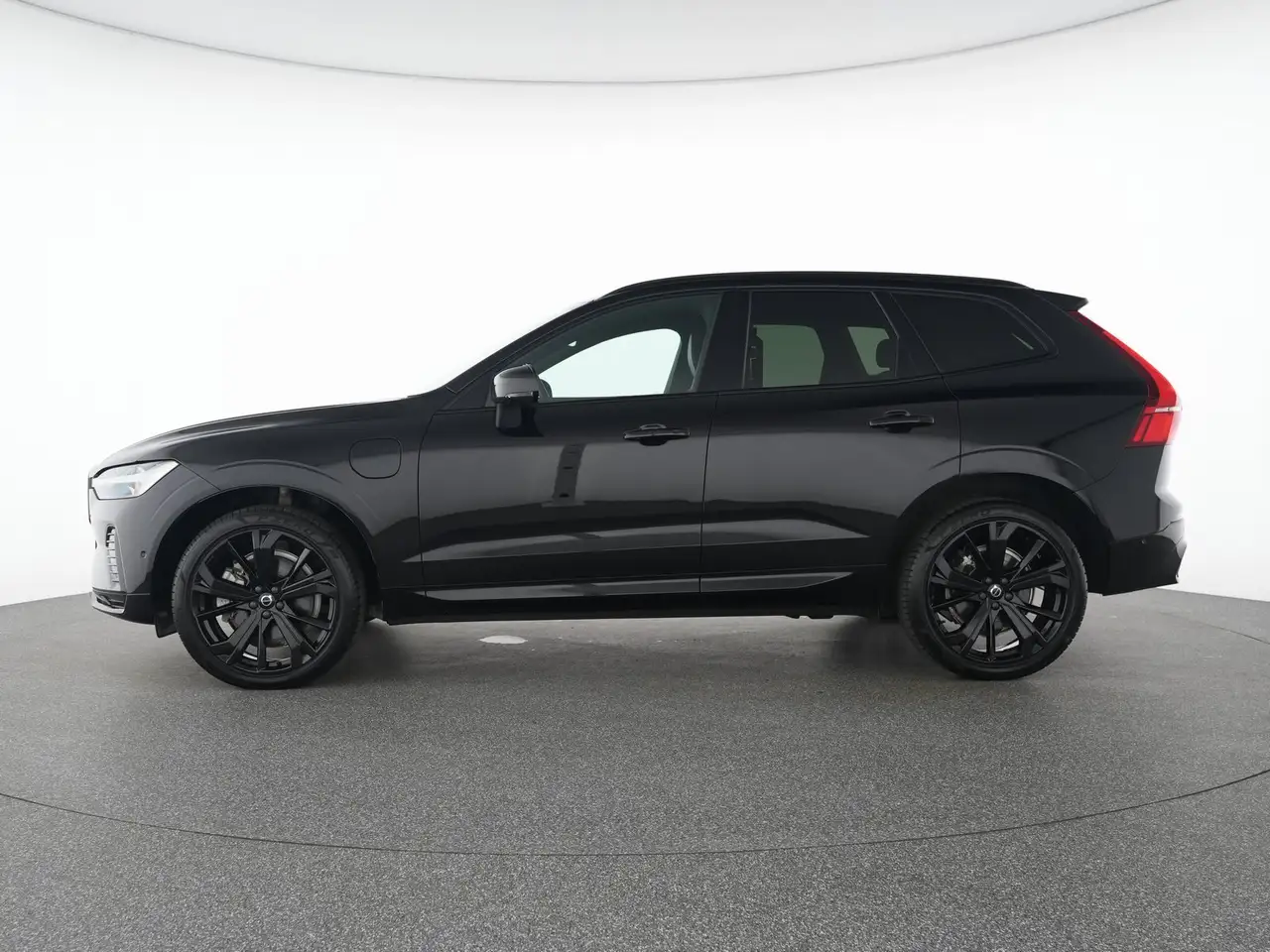 Volvo XC60 T8 AWD Plus Black Edition ACC*H&K*360°21" — Galería del vehículo 10