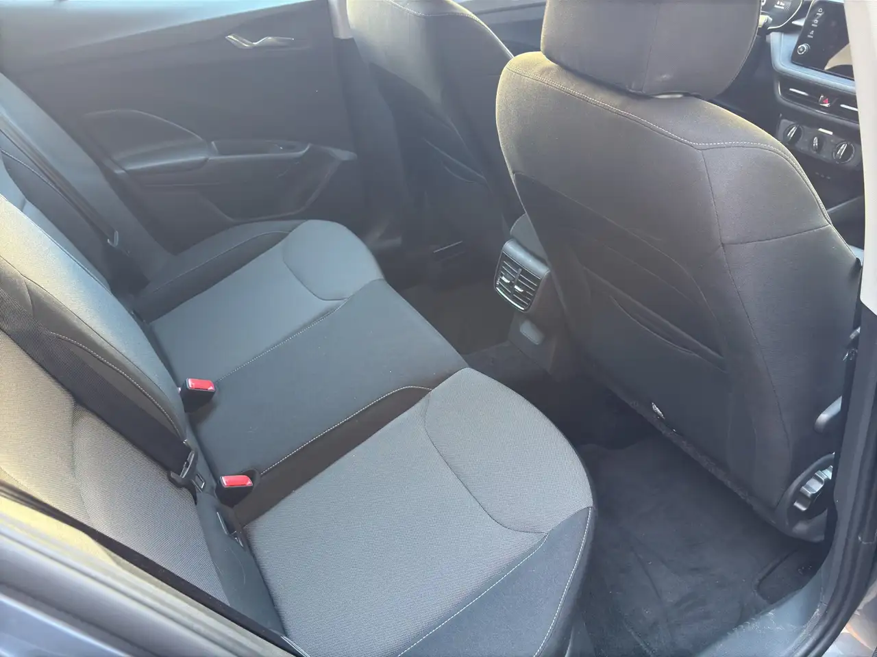 Skoda Fabia Selection Chromepaket, Sunset, Reserverad — Galerie du véhicule 12