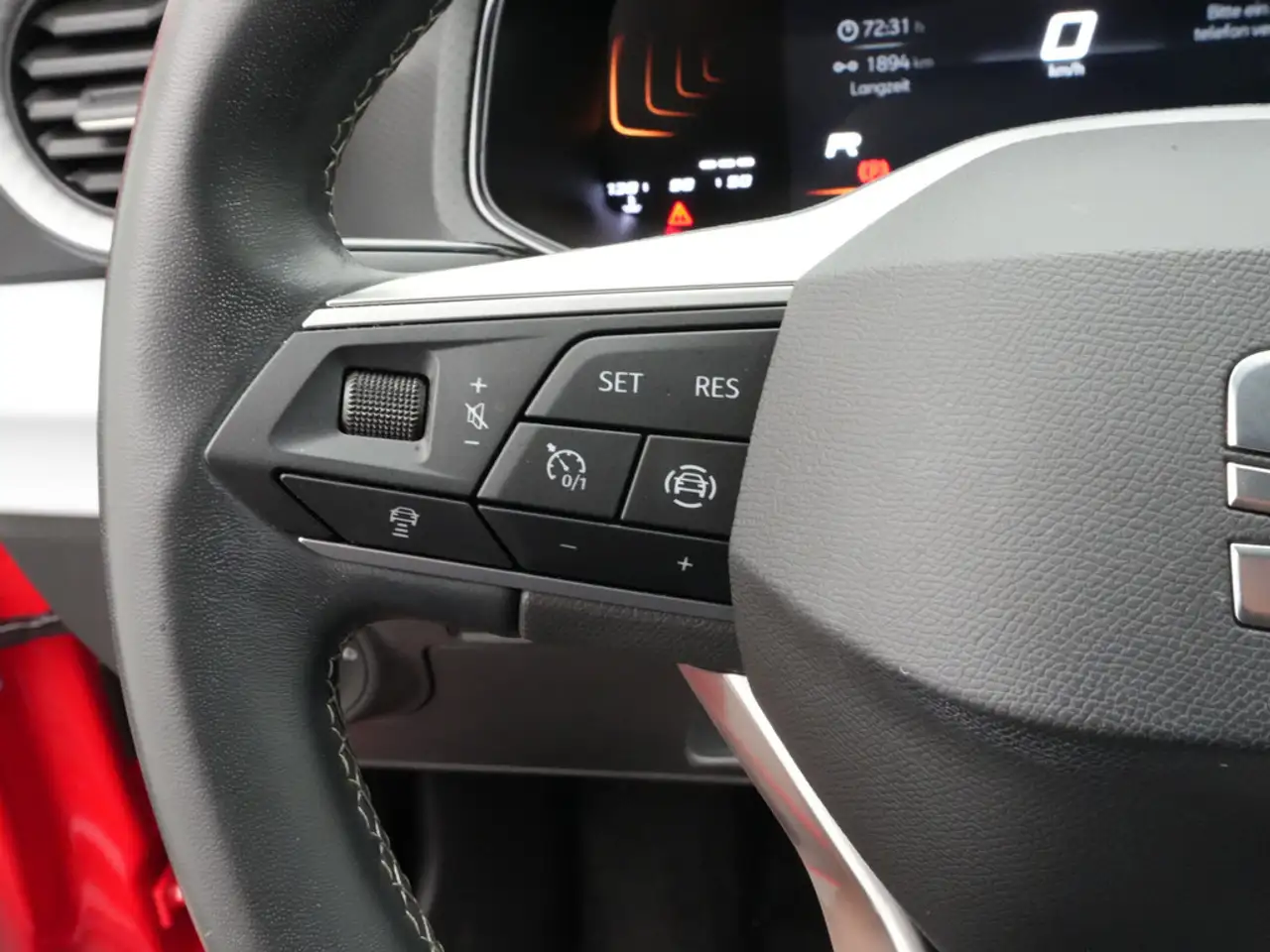 SEAT Arona 1.0 TSI Style Edition DSG VIRT ACC KAM — Vehicle gallery 5