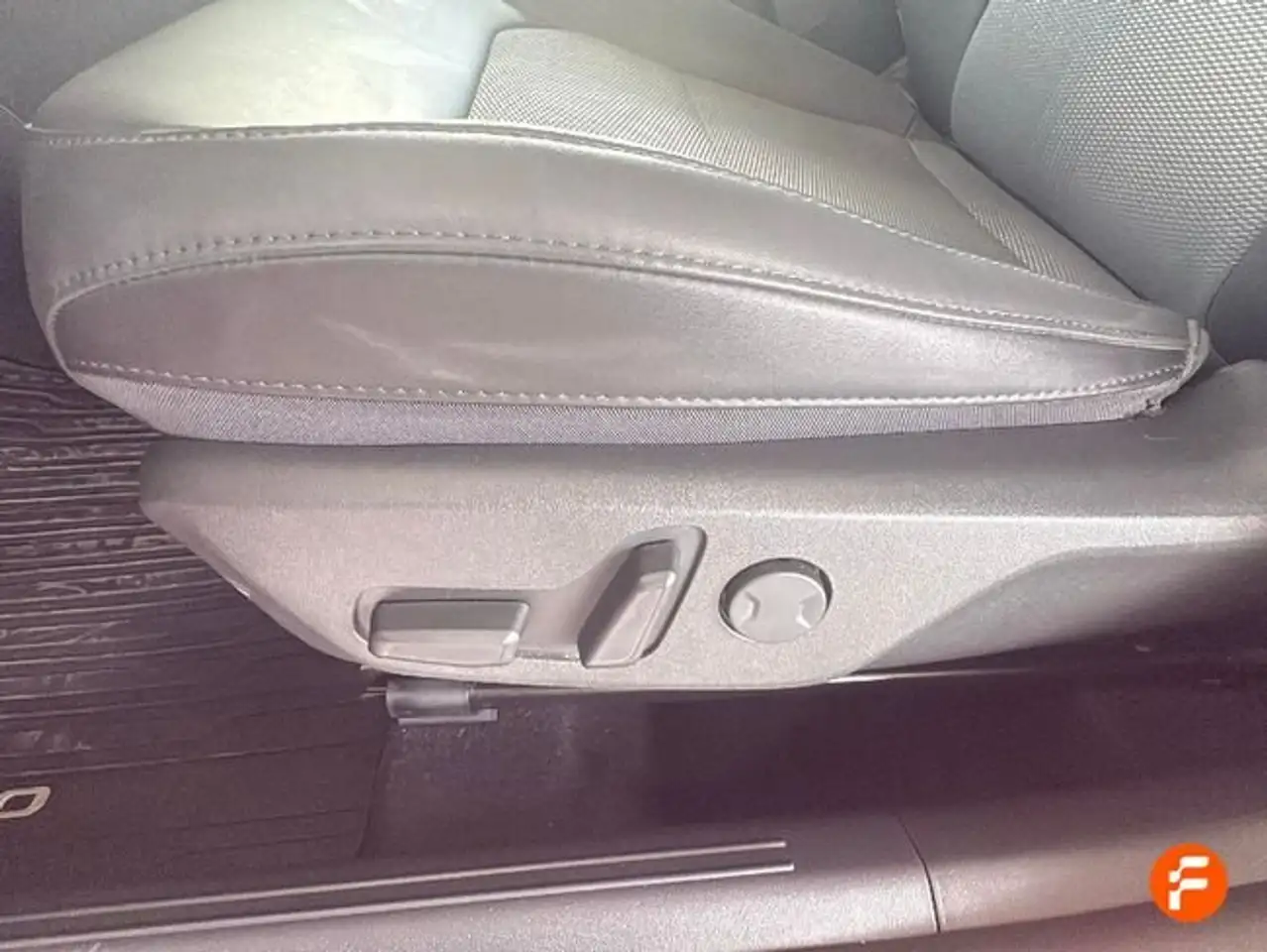 Kia Niro 1.6 HEV Drive — Vehicle gallery 30