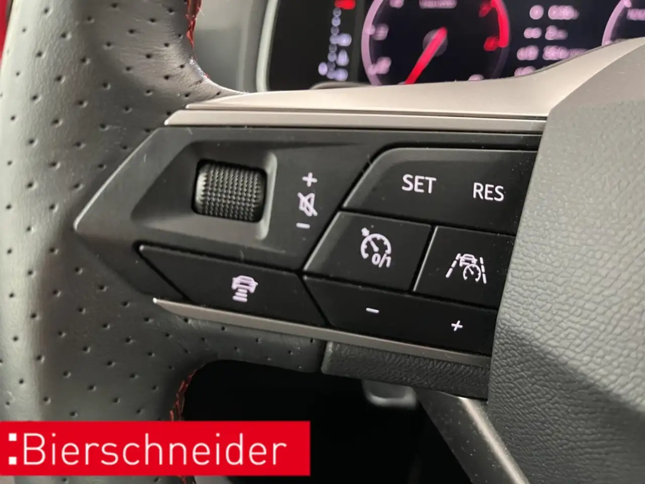 SEAT Arona 1.0 TSI DSG FR NAVI REAR VIEW SHZ — معرض صور السيارة 36