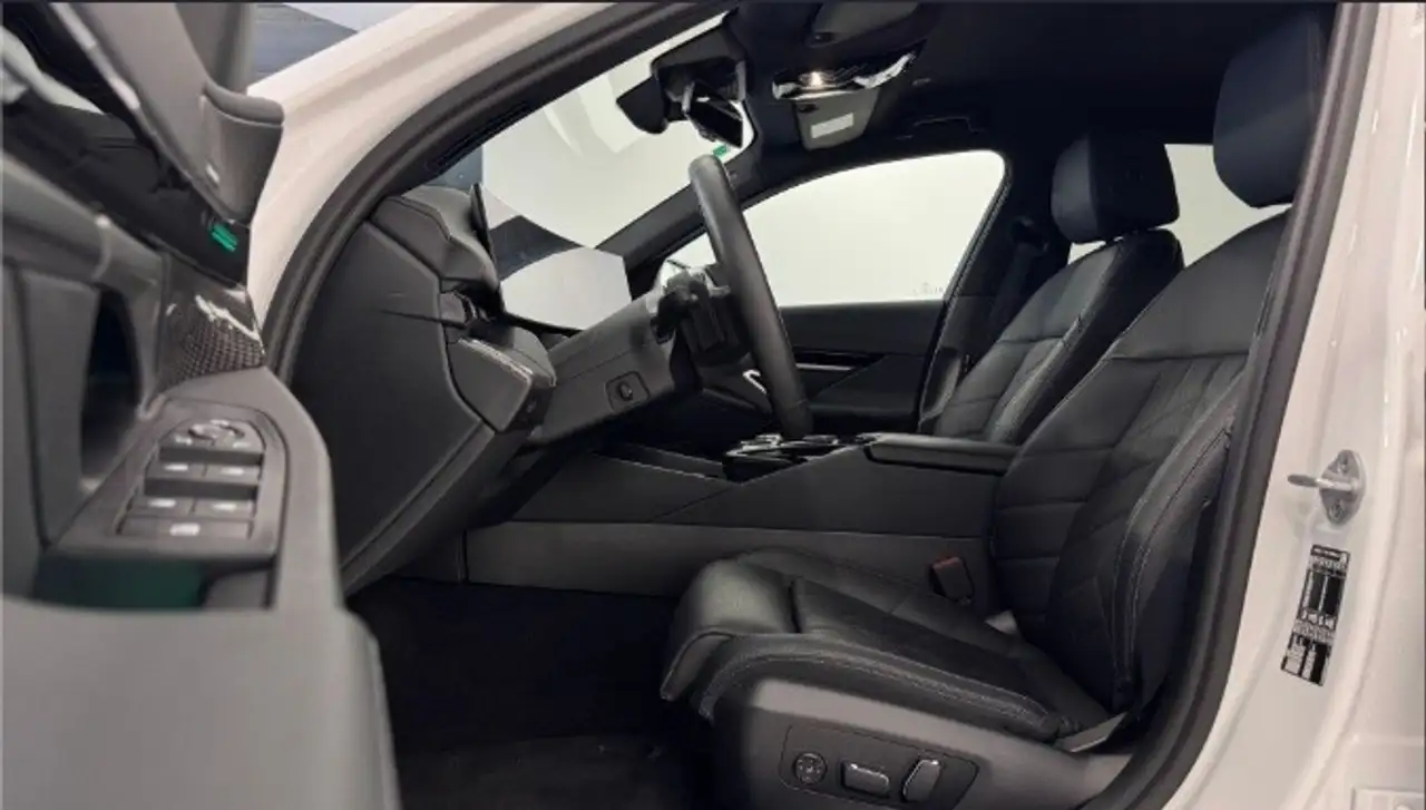 BMW 520 520iA M Sport M Sport — معرض صور السيارة 13