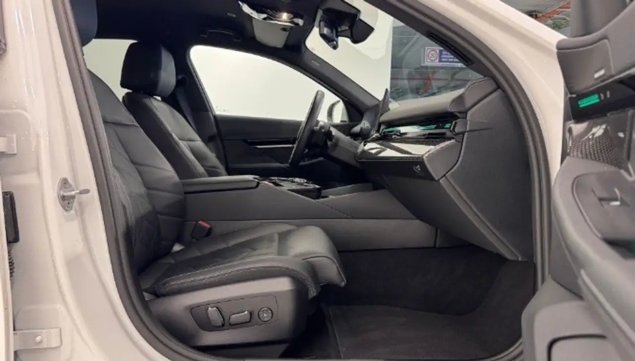 BMW 520 520iA M Sport M Sport — معرض صور السيارة 18