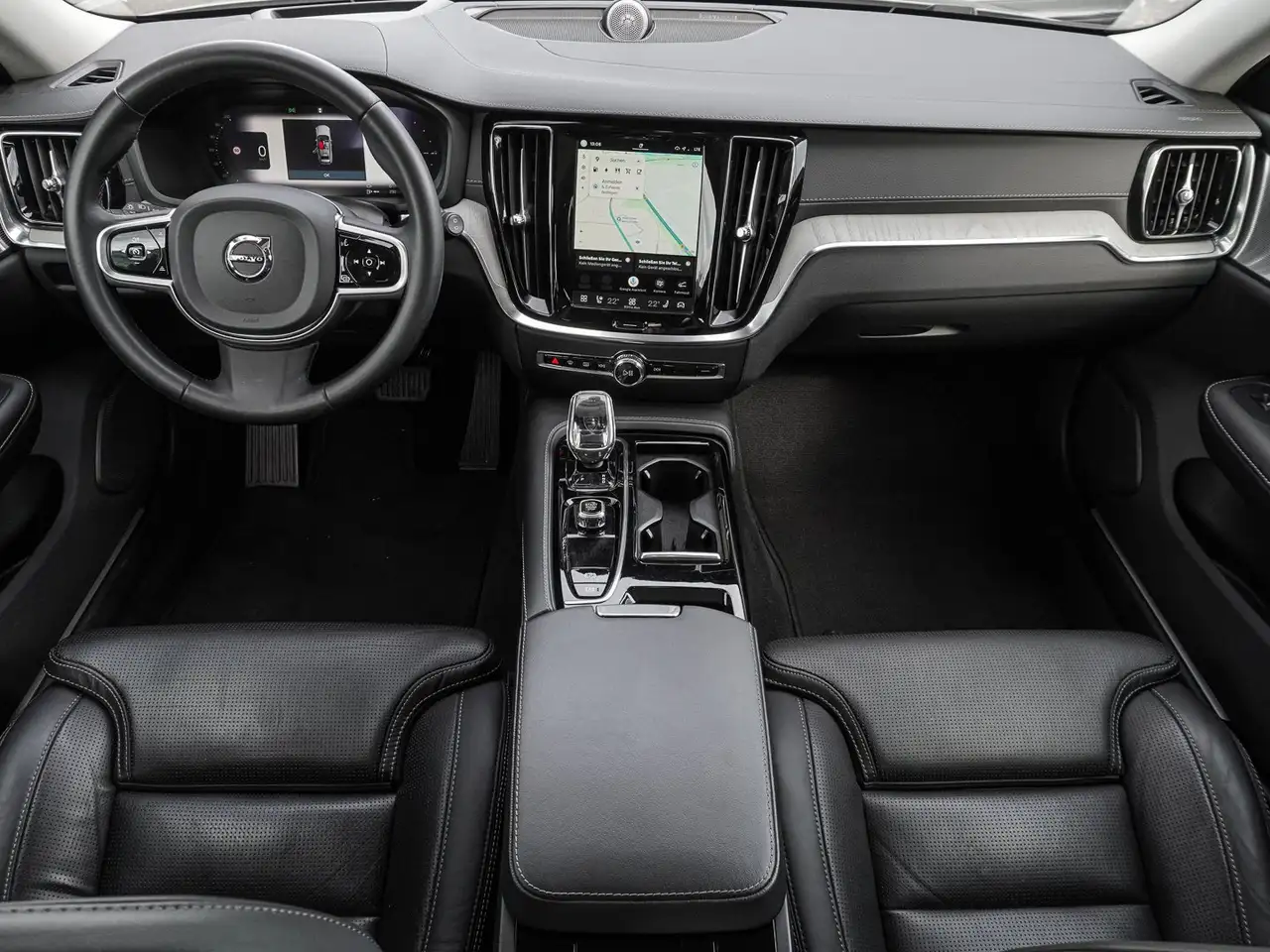 Volvo V60 T8 AWD Ultra Dark Plug-in Hybrid B&W MASSAGE — Galerie du véhicule 11